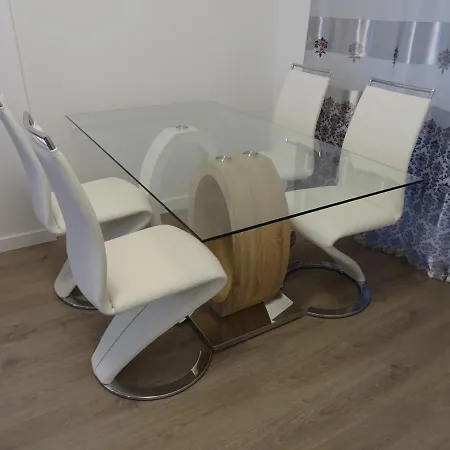 Boutique Near The Beach, 1 Gbps Wi-fi Apartment *