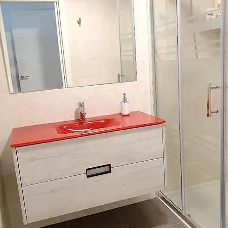 Boutique Near The Beach, 1 Gbps Wi-fi Apartment *